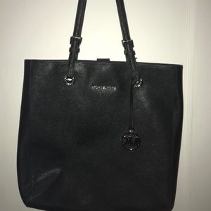 Micheal Kors Bag